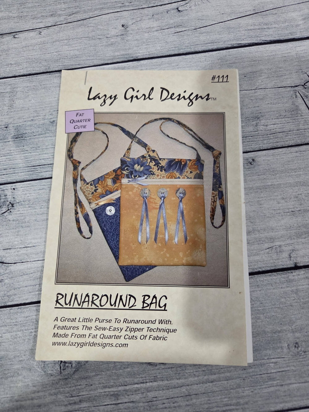 Lazy Girl Designs Sewing Pattern #111 Runaround Bag